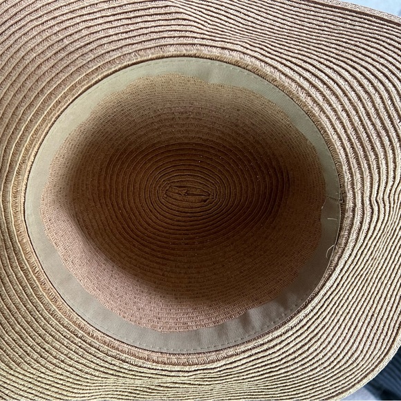 SALE 🌻 FOREVER 21 straw sun hat - Picture 6 of 8